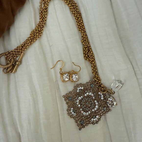 Bold double chain statement necklace w/ crystal and matched earrings -- Niquea.d - Picture 1 of 16